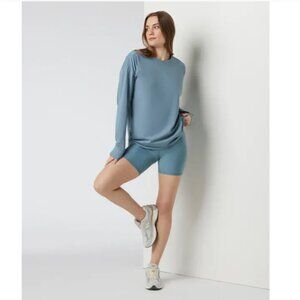 Vuori Smoke Blue Long-Sleeve Feather Tee Top, Small